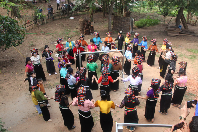 dong sua festival.jpg