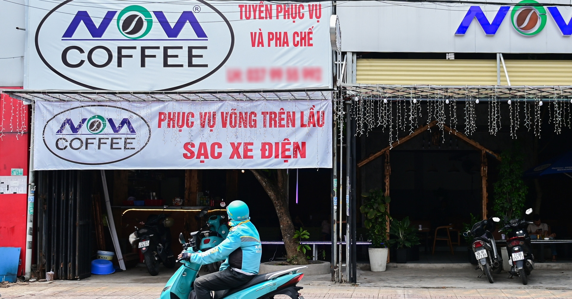 HCM City invites Vingroup, Grab, Honda to boost EV adoption