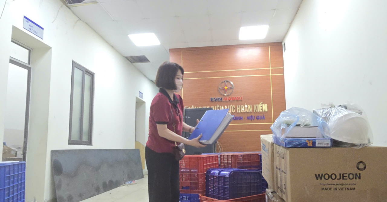 Hanoi starts relocating agencies for Hoan Kiem Lake expansion