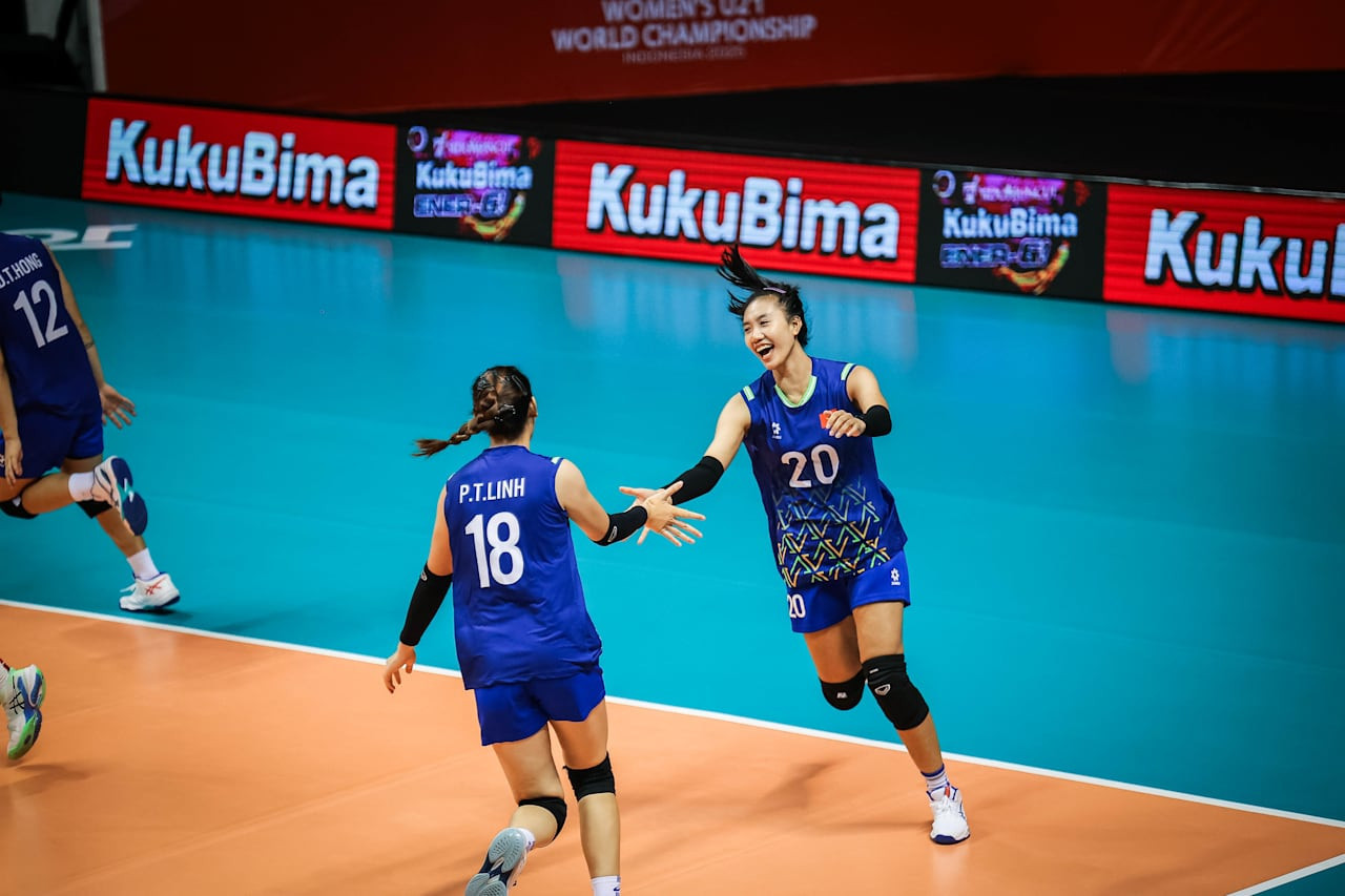 u21 bong chuyen viet nam Serbia 3.jpg