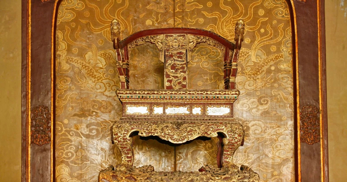 Nguyen Dynasty imperial throne to be restored