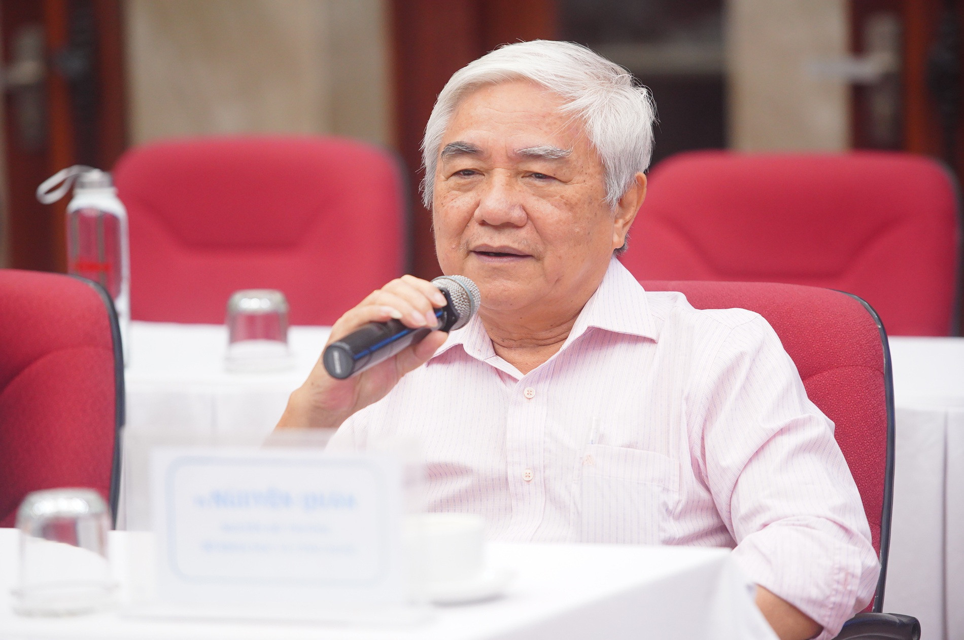 Vietnam needs skilled space scientists to protect sovereignty: former minister