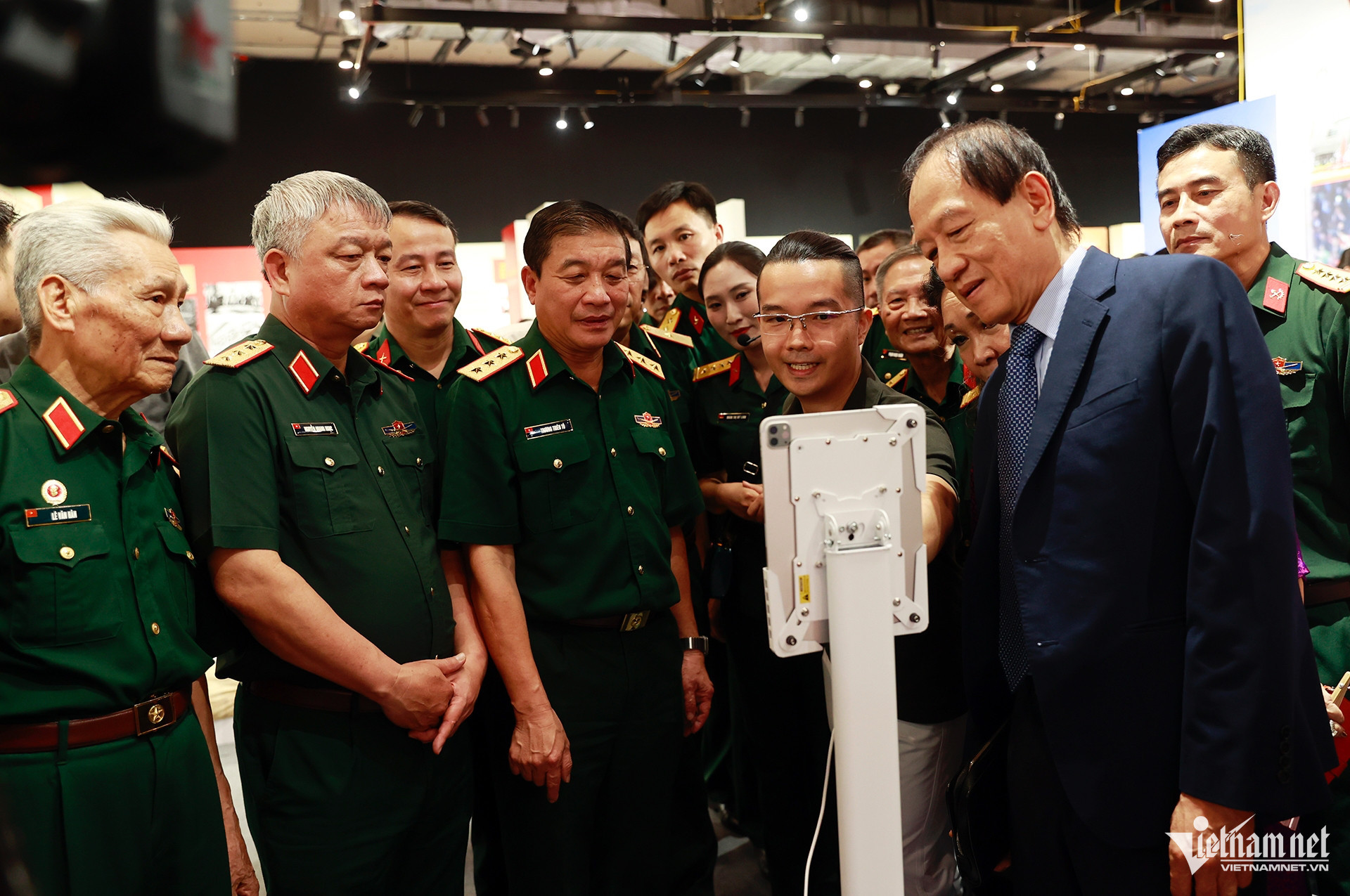 vietnam museum.jpg16.jpg