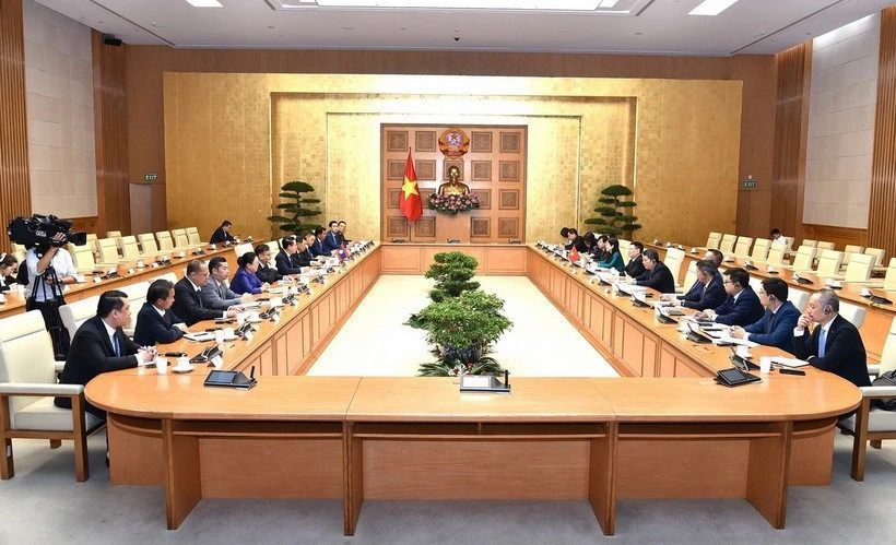 Vietnam ready to support Laos in SOE reform: Deputy PM