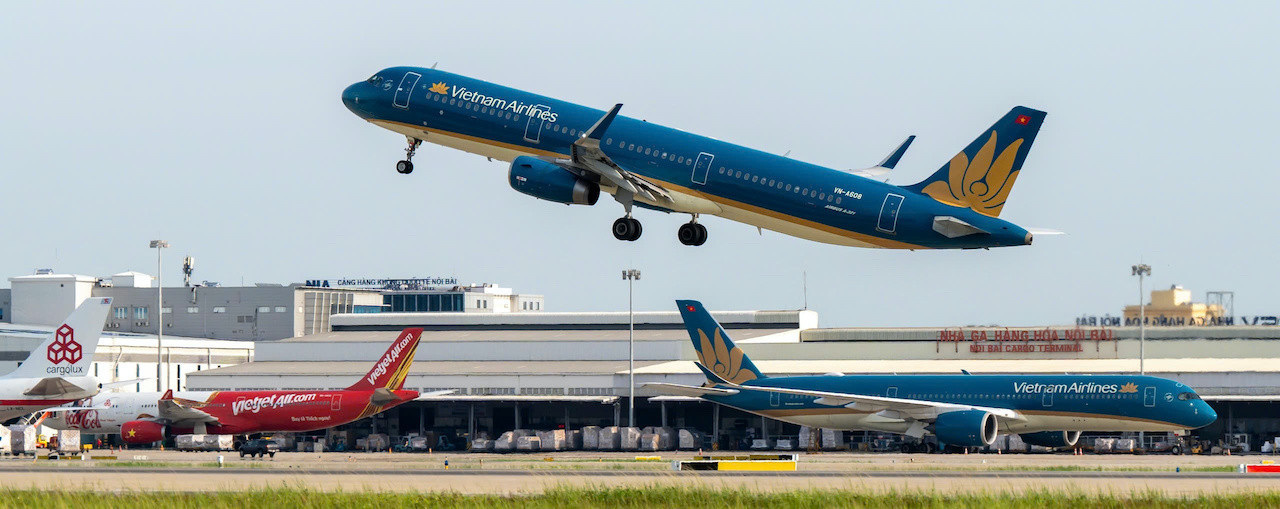 Hoạt động bay tại Cảng HKQT Nội Bài dịp Quốc khánh năm nay sẽ nhộn nhịp với lượng chuyến bay và hành khách dự báo lập kỷ lục mới (1).jpg
