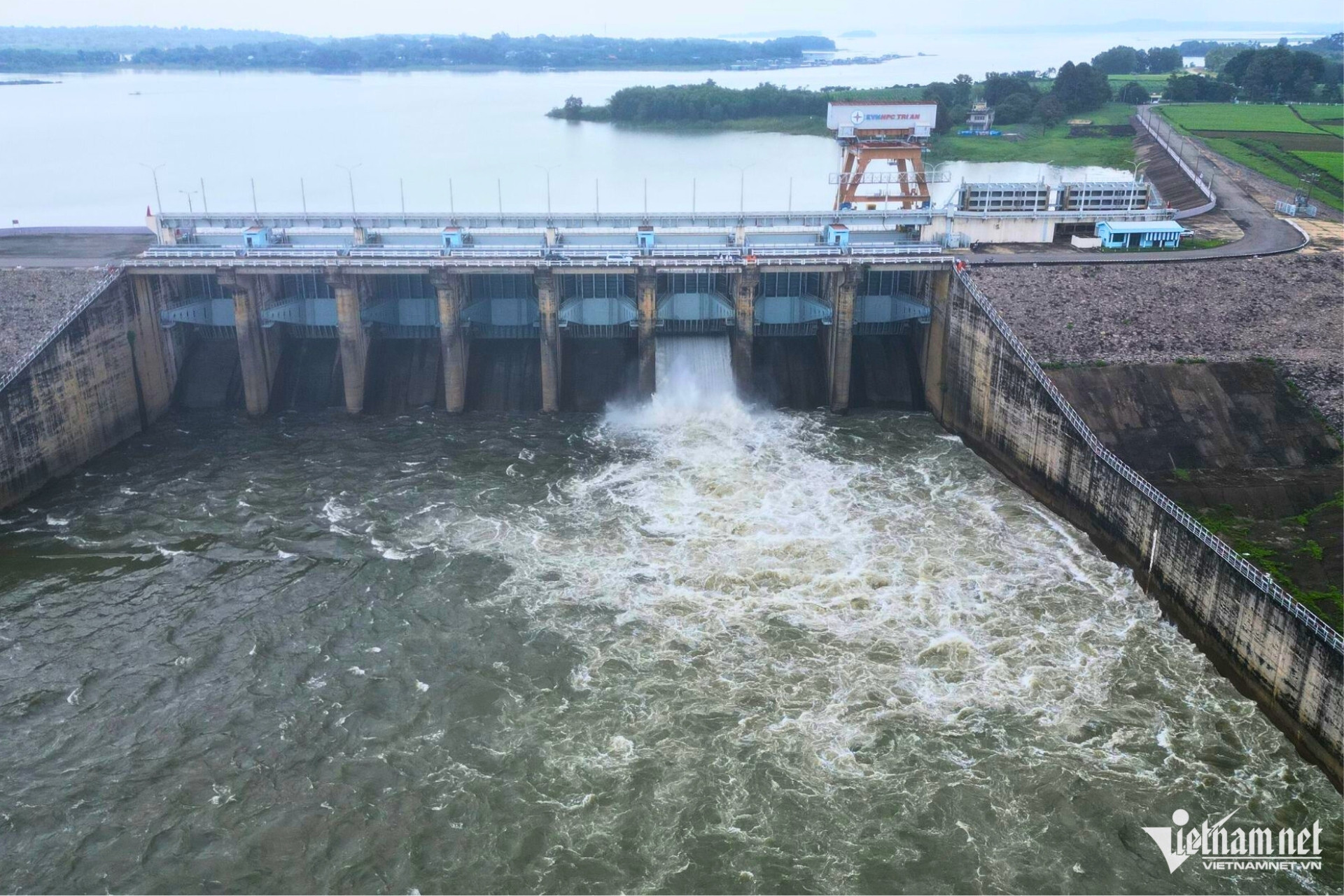 thuy dien tri an.jpg