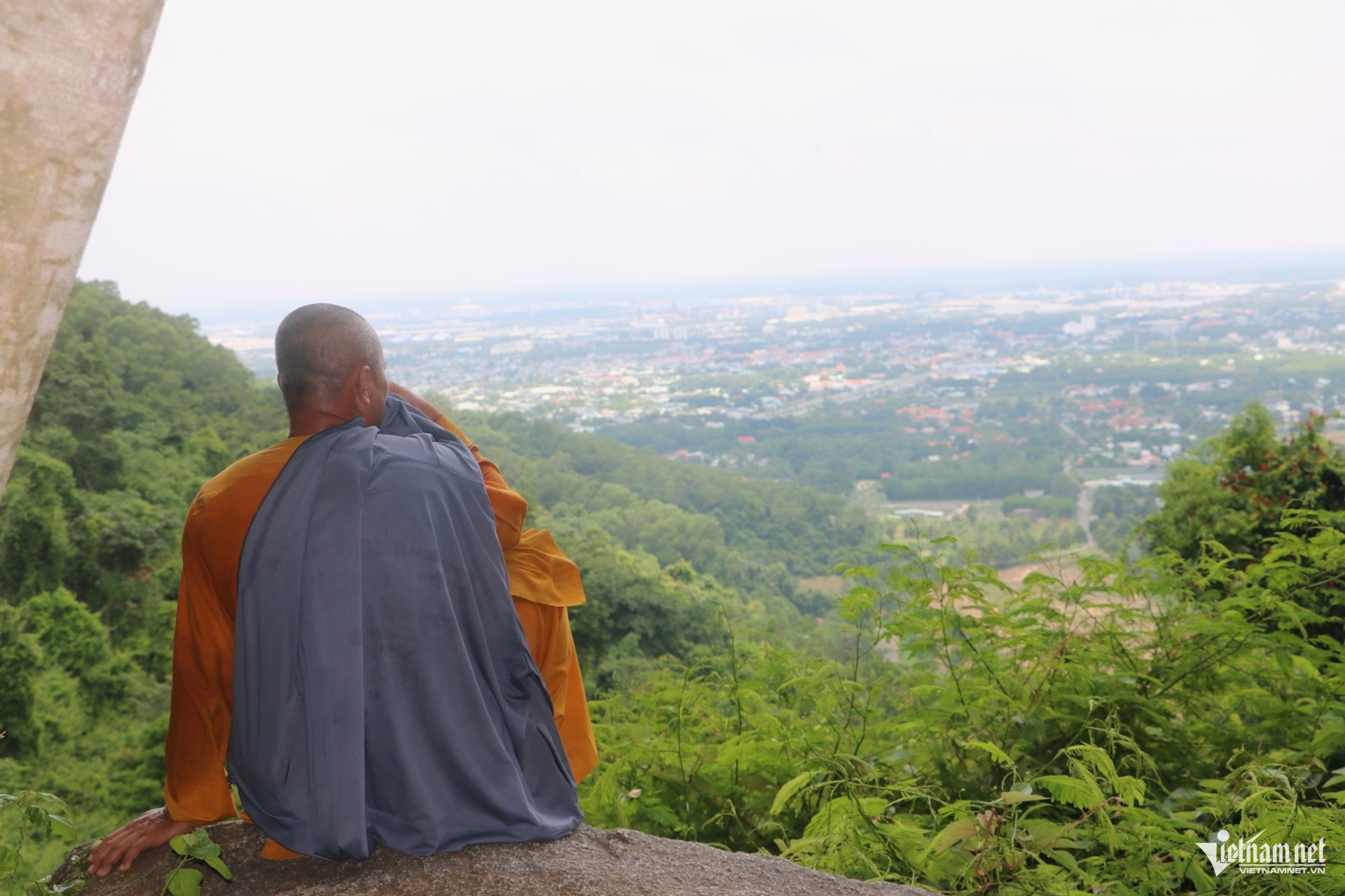 vietnam pagoda10.jpg