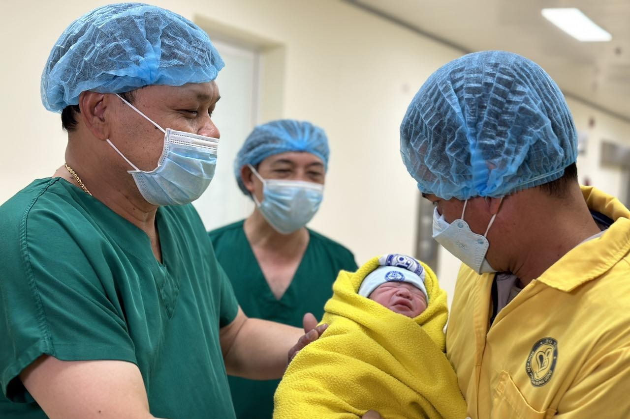 Infant lost due to parents choosing auspicious time for cesarean delivery