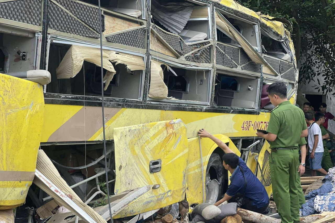 Nighttime bus ban sparks debate: can it stop deadly crashes?