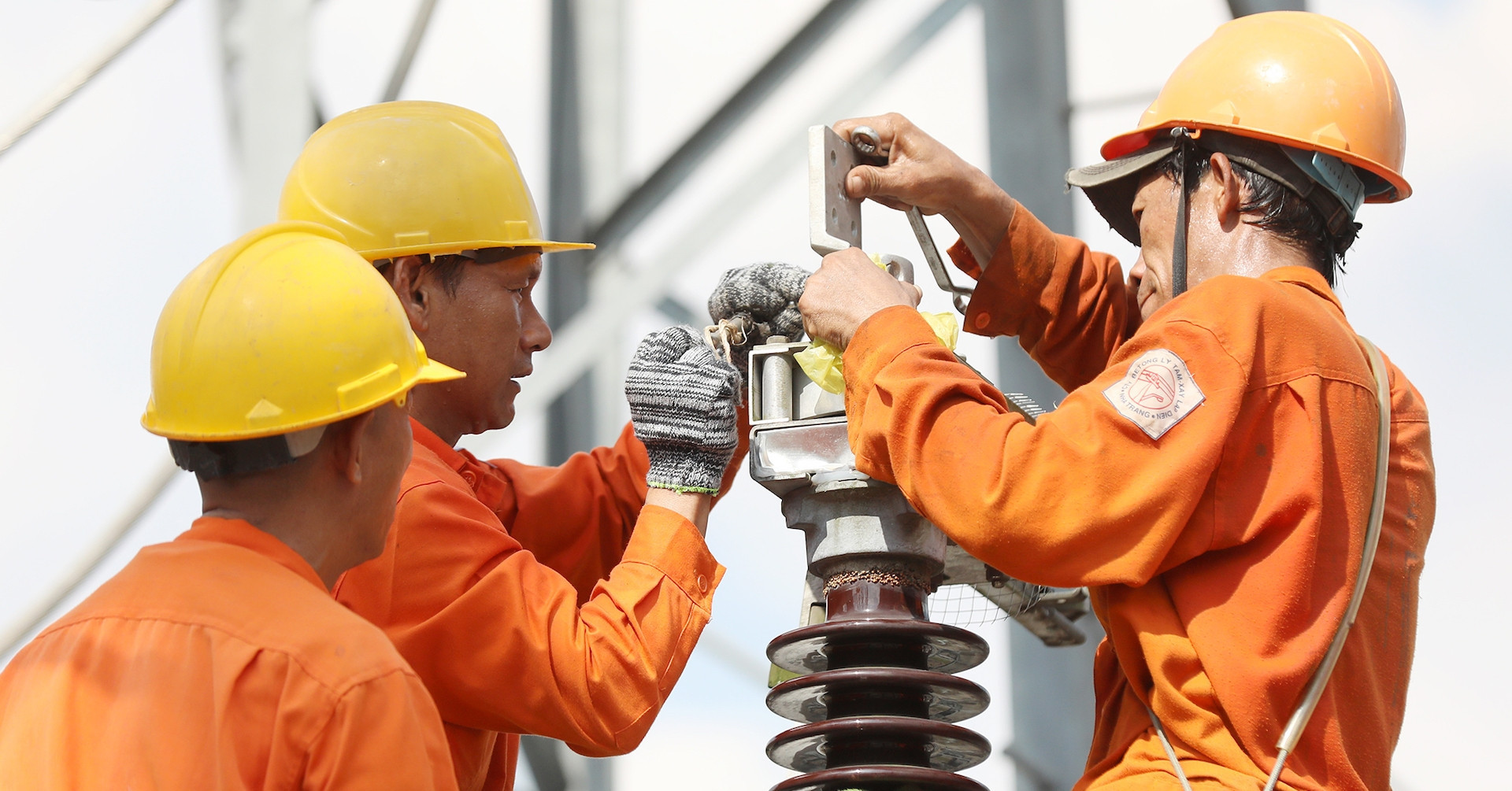 Who will pay EVN’s $1.75 billion loss?