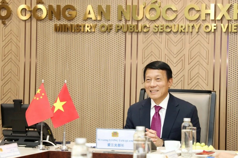 Minister of Public Security holds phone talks with Chinese counterpart