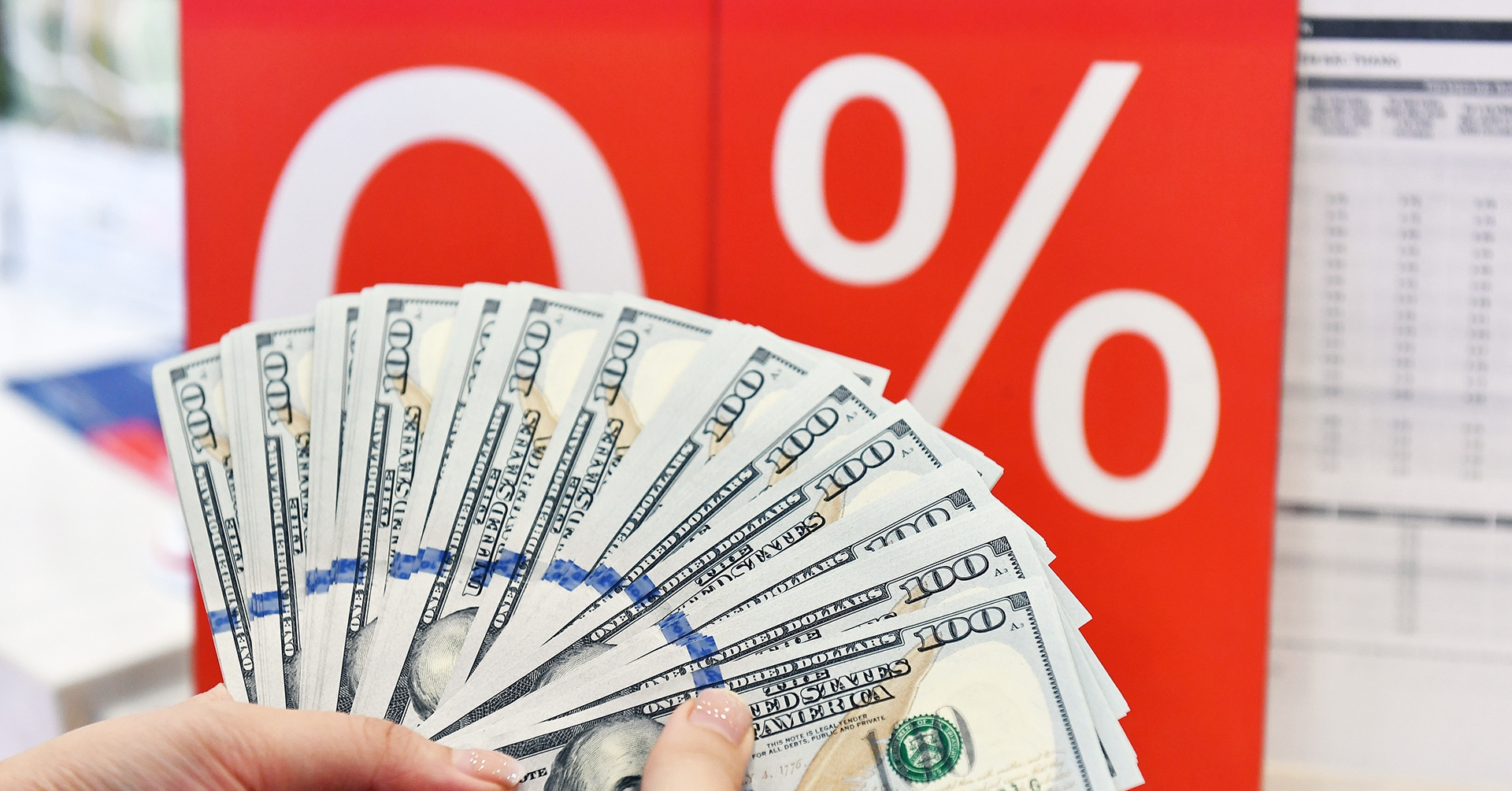 Dollar exchange rate surges to all-time high in Vietnam