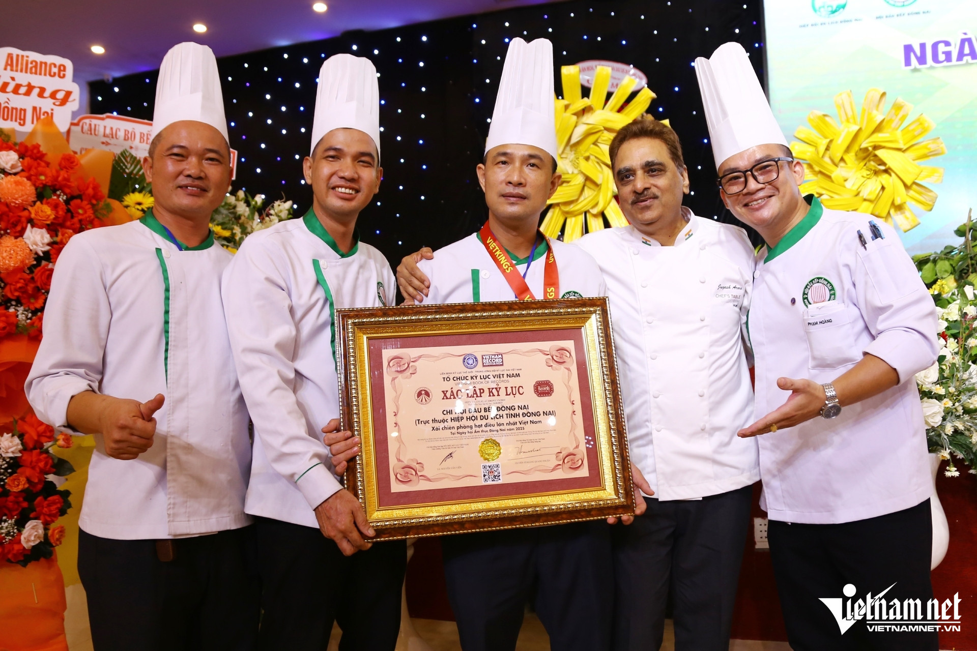 W-xoi hat dieu chien phong.jpg