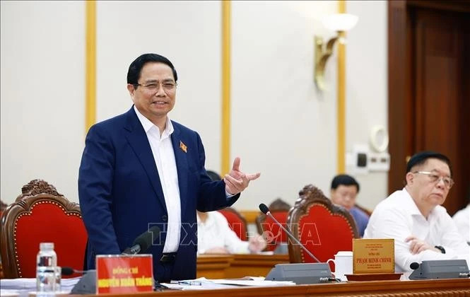 Politburo review draft documents, personnel plans ahead of provincial congresses