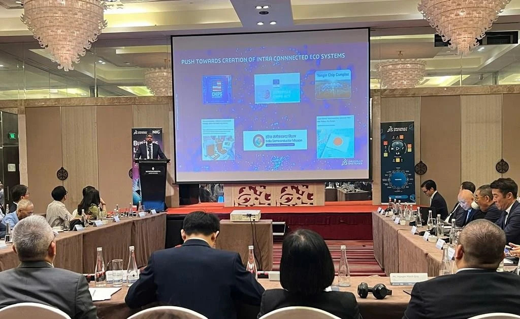 VN, France’s Dassault Systèmes join hands to boost semiconductor talent