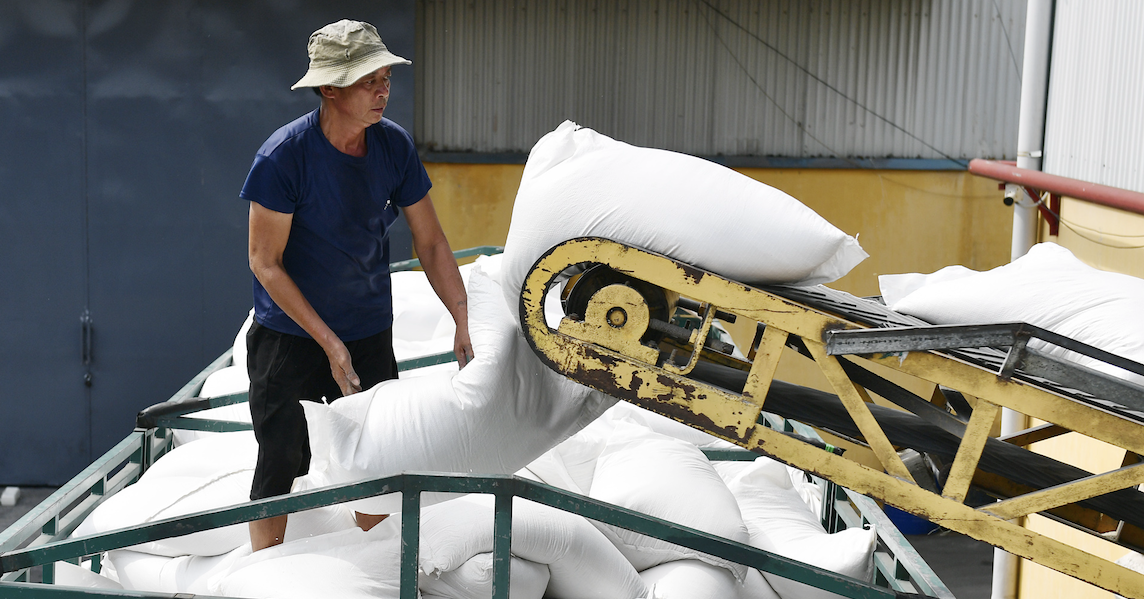 Vietnam rice hits world’s highest price, exports rank second globally
