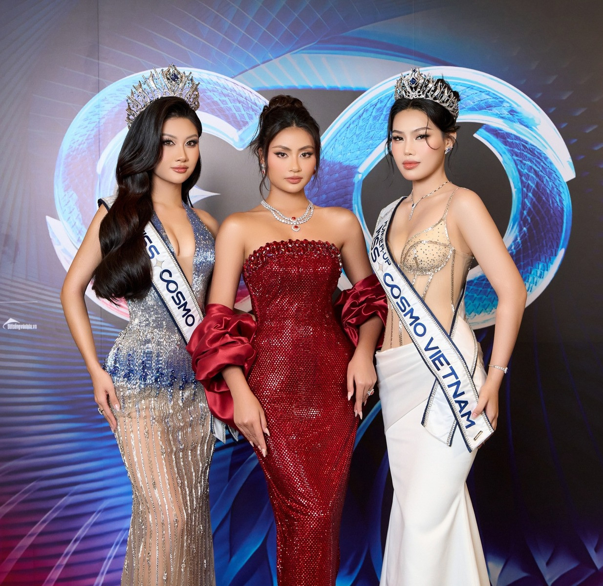 536490215_816276360735116_5619073050276672210_n (1).jpg