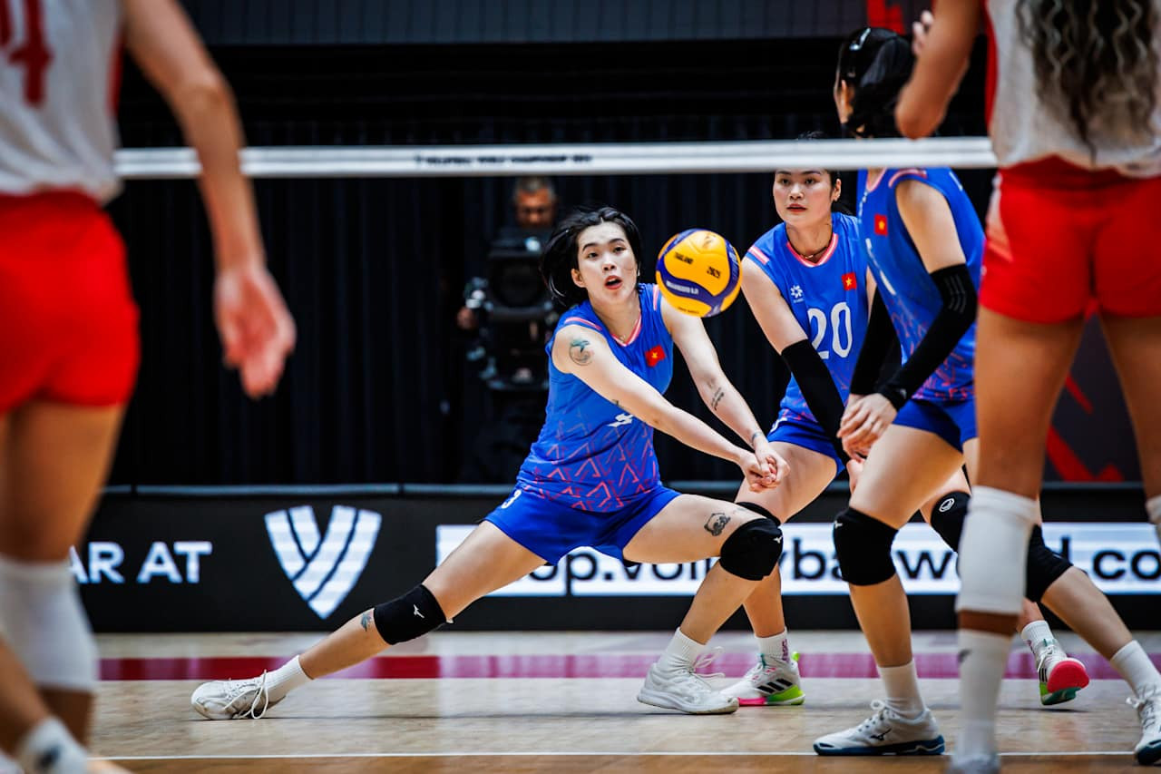 Thanh Thuy Bong chuyen Viet Nam Ba Lan .jpg