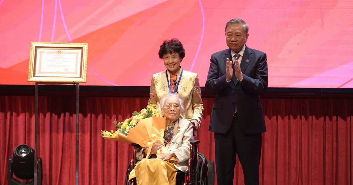 A national honor: Former Vice President Nguyen Thi Binh named Labor Hero