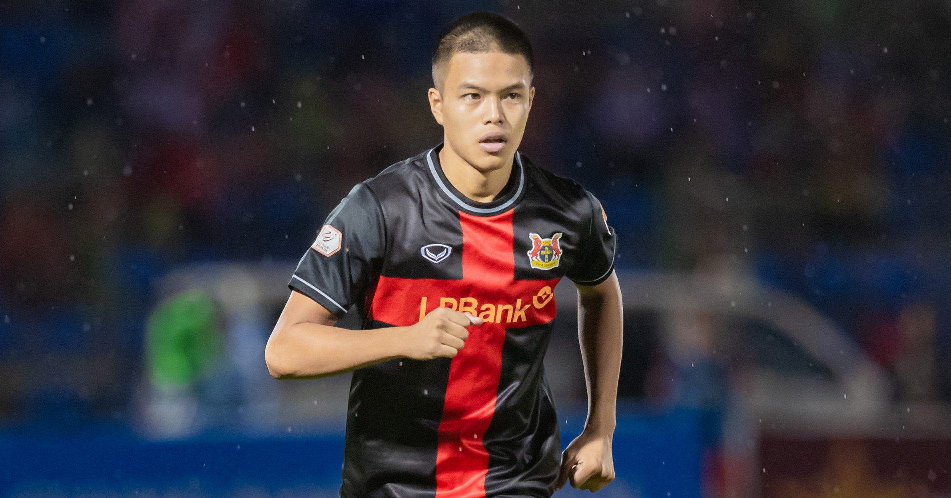 Coach Kim Sang Sik calls up overseas talent Thanh Trung to U23 Vietnam