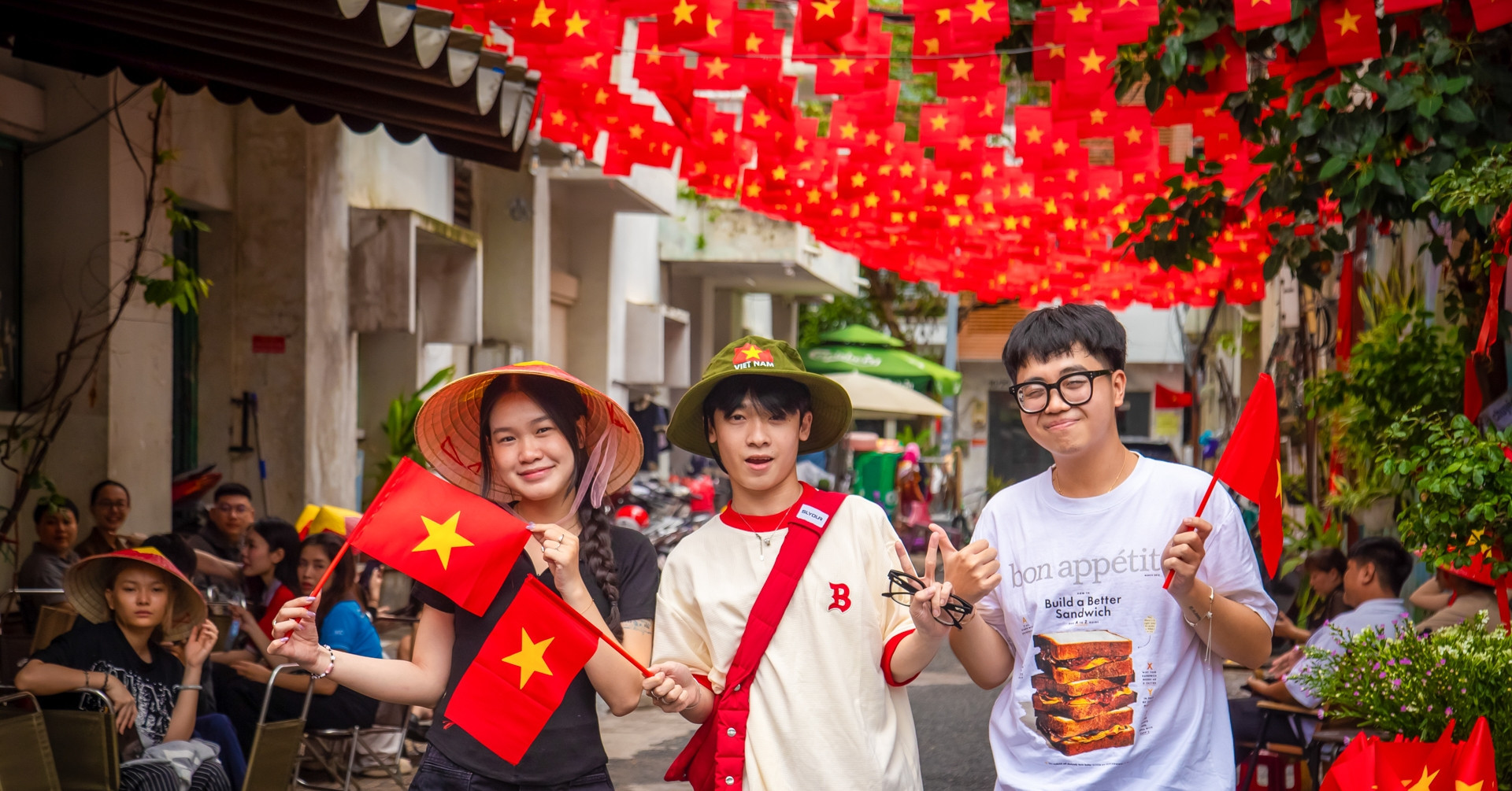 Ho Chi Minh City glows in red as youth mark National Day with joy