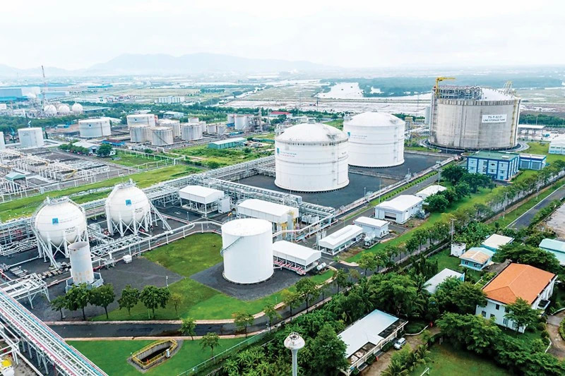 Vietnam targets Korean investors for key sectors like energy and EVs