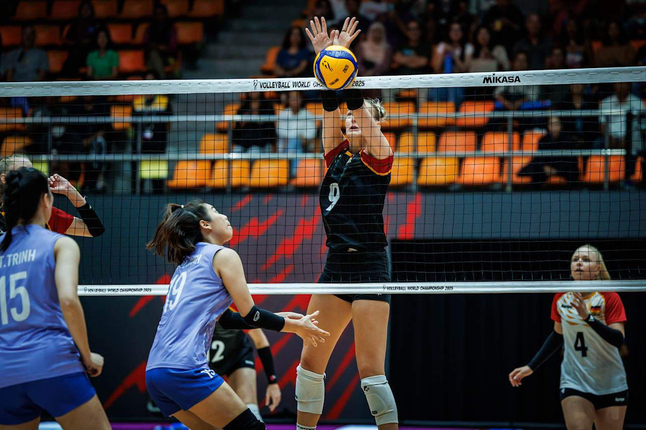 tuyen bong chuyen nu viet nam vs Duc 5.jpg