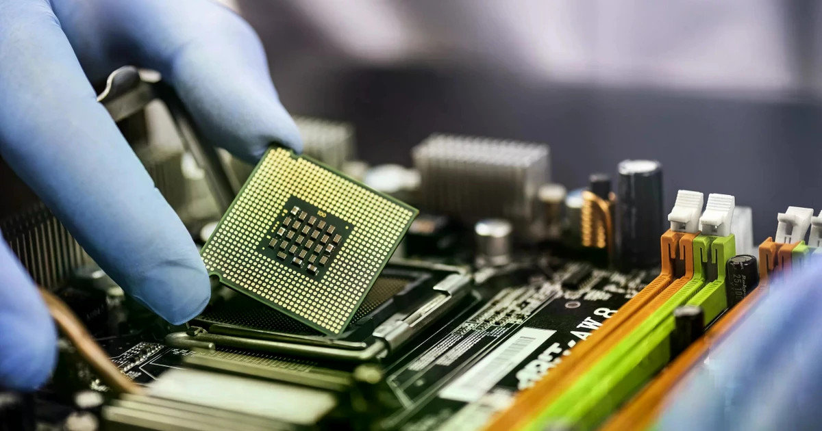 “Chip war” looms as Vietnam eyes path to self-reliance