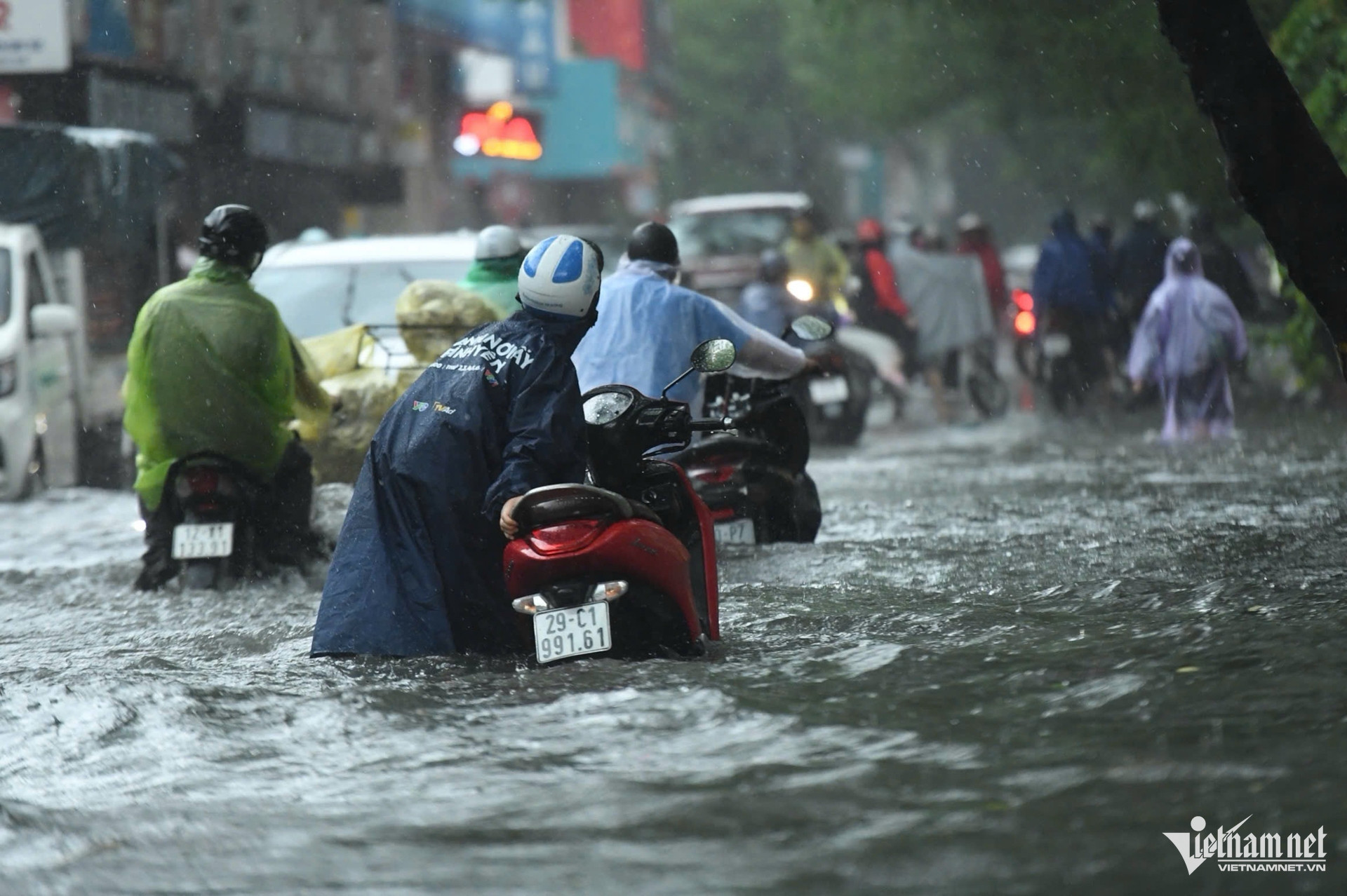 hanoi flood3.jpg