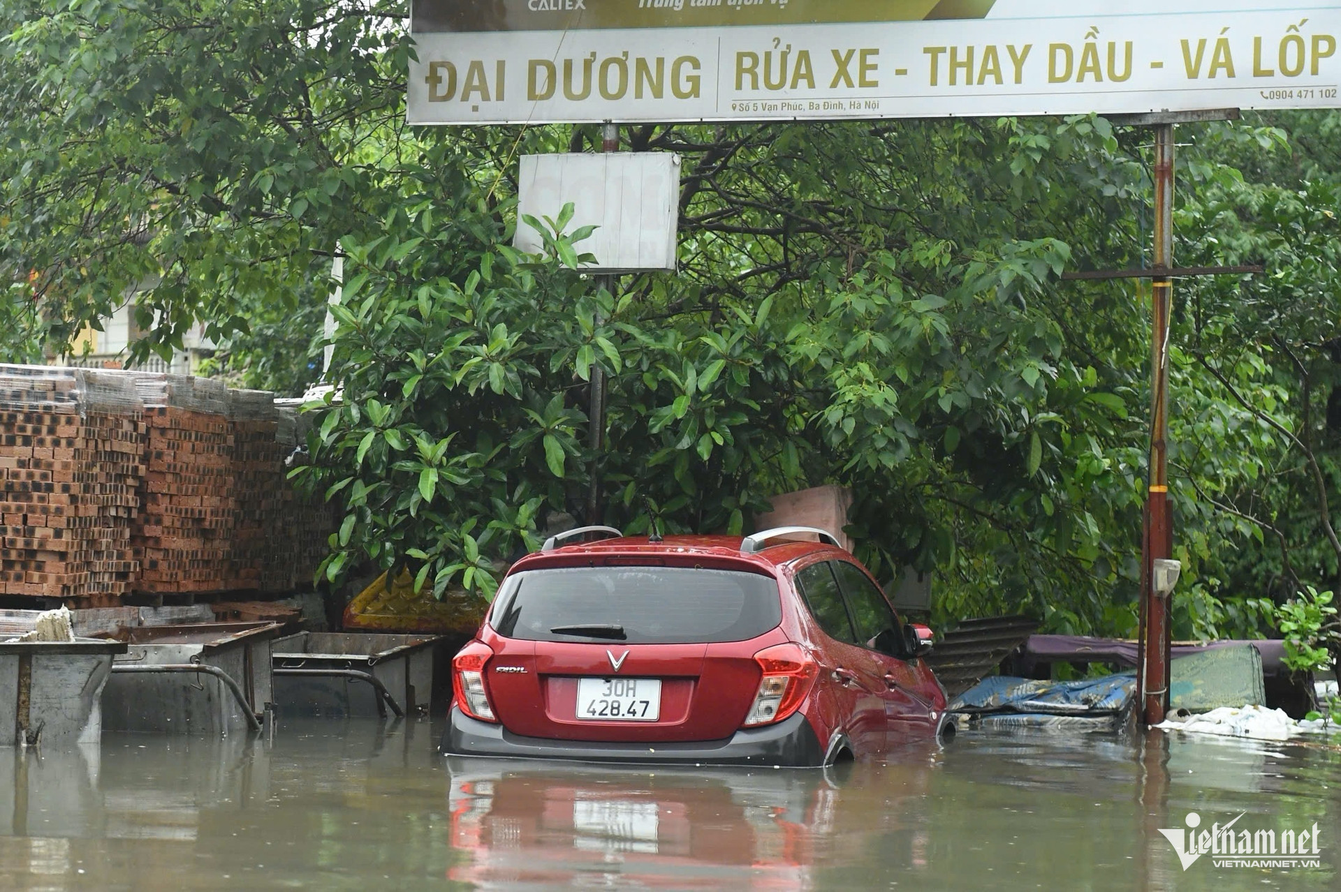 hanoi flood7.jpg