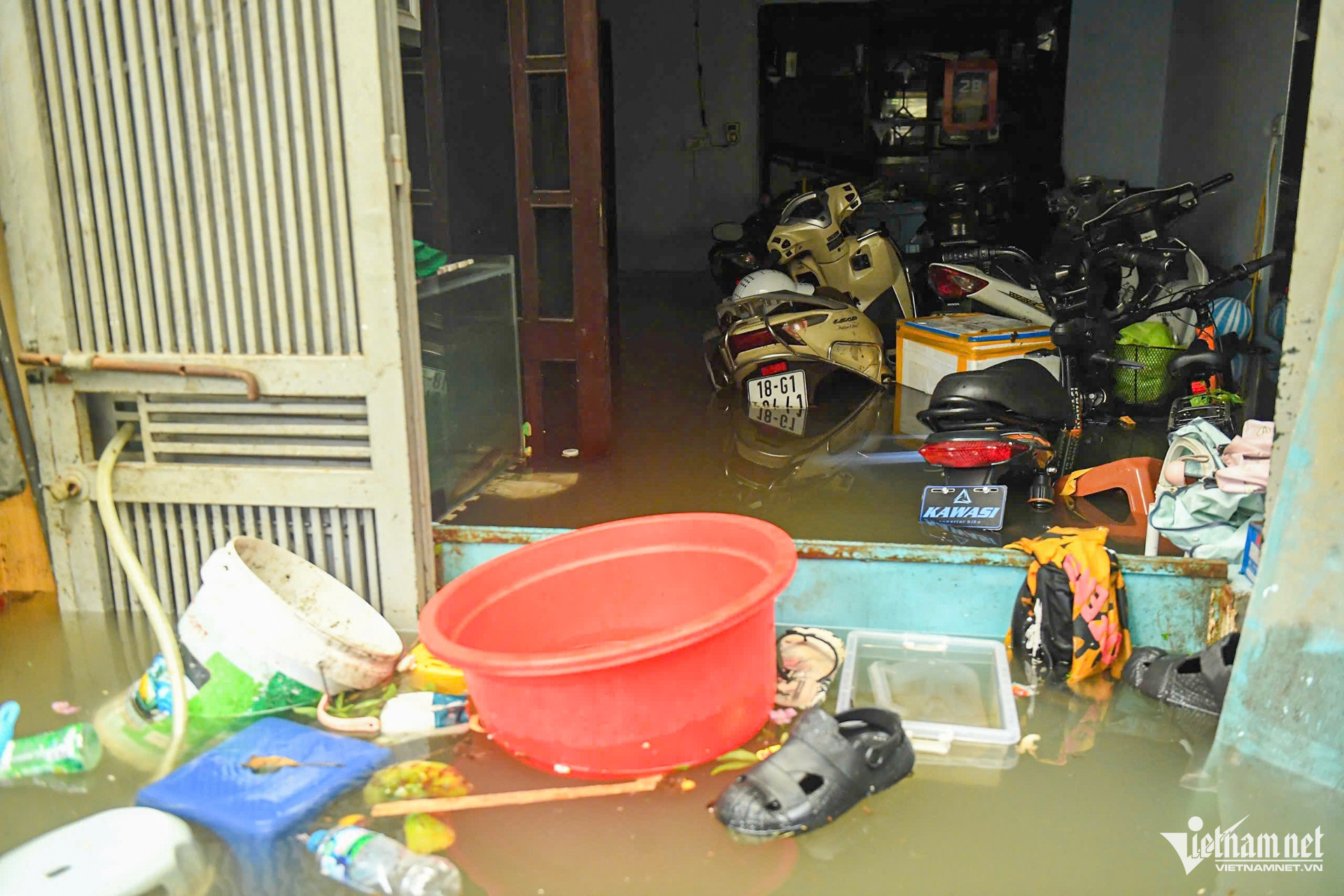 hanoi flood8.jpg