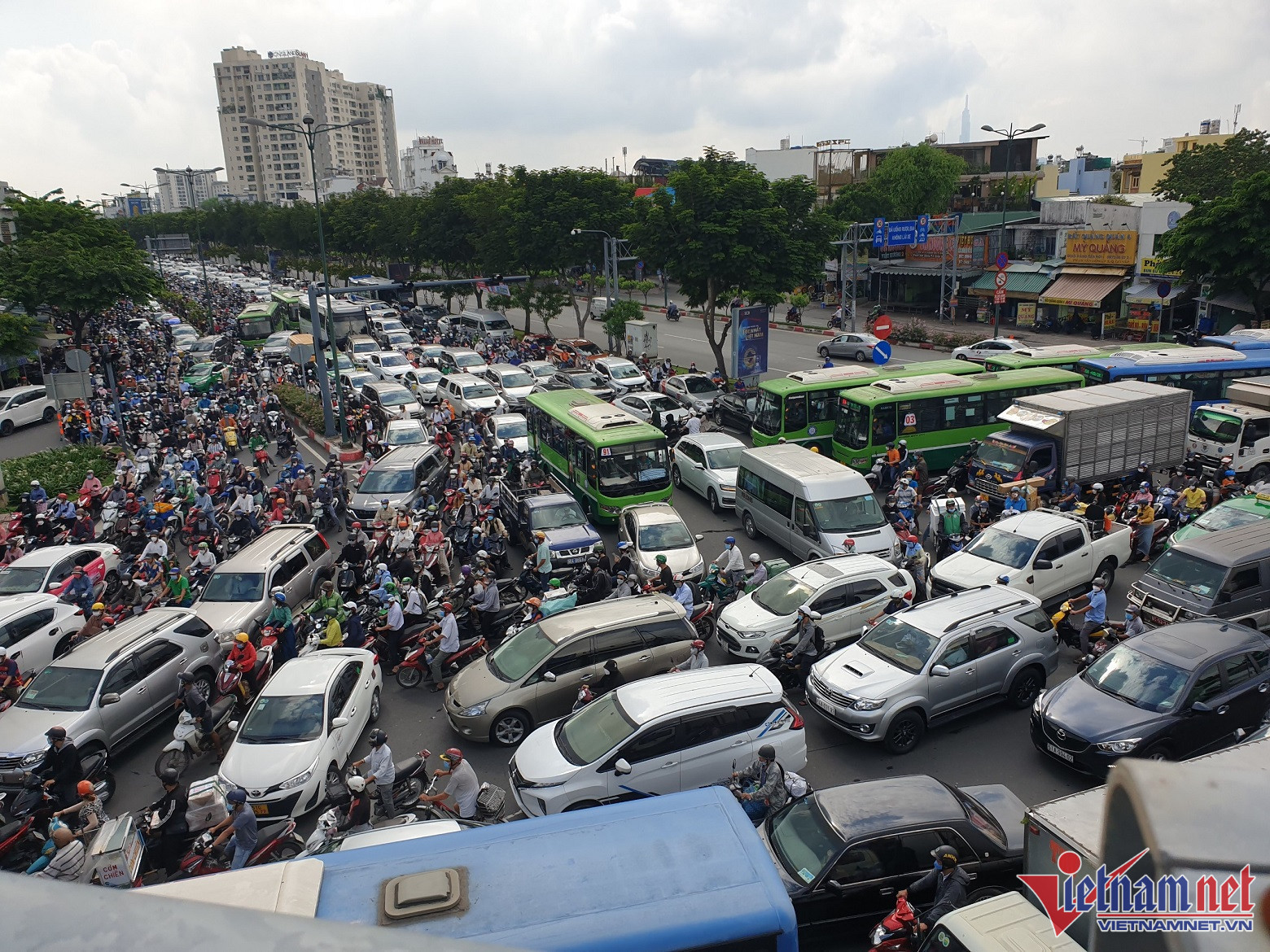 z3425237969436 a42d00d262c04ad4048ddc9986b35286 249.jpg