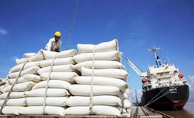 Vietnam leads global rice market with highest export prices