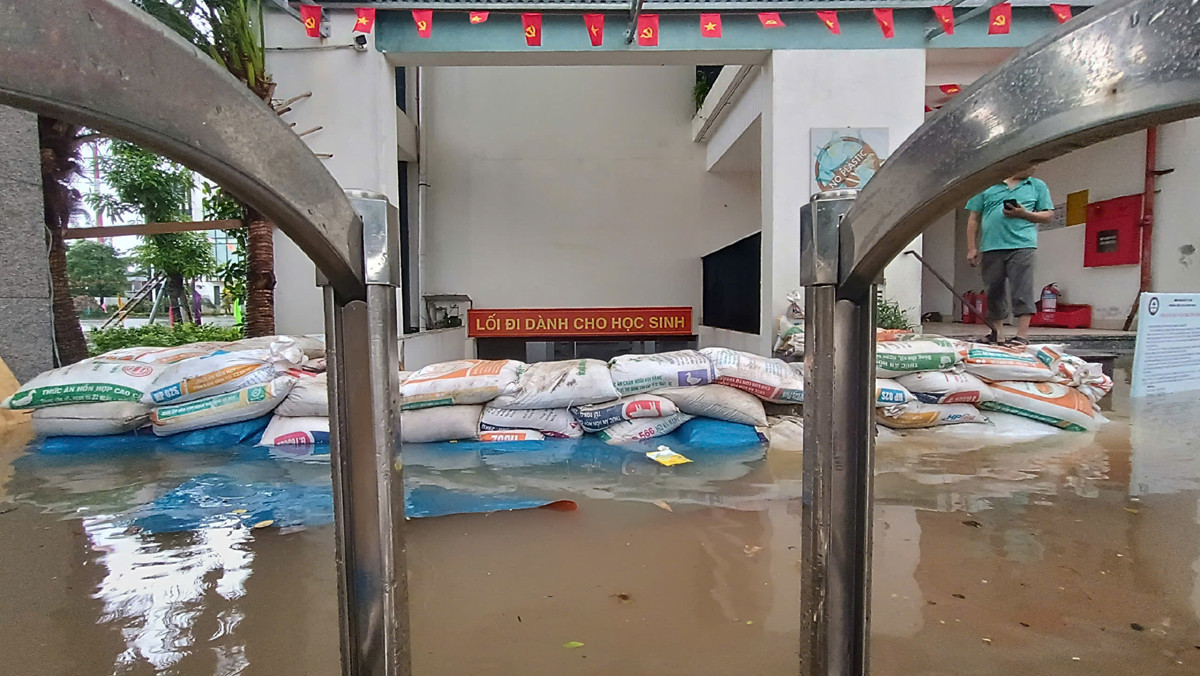 hanoi flood10.jpg