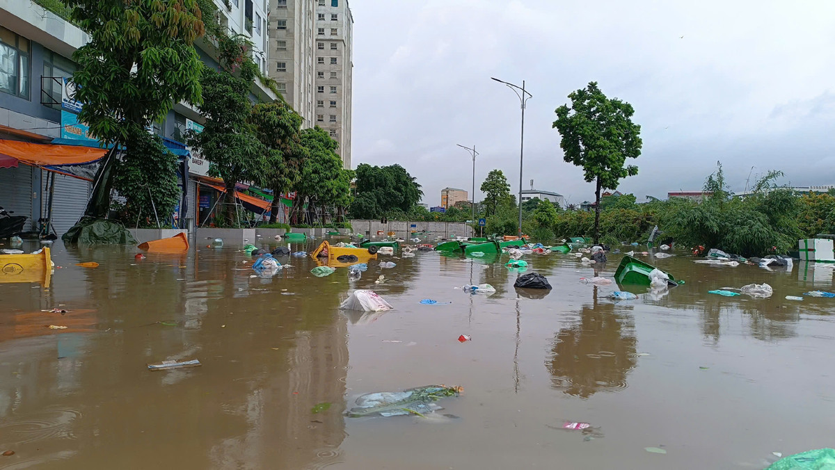 hanoi flood13.jpg