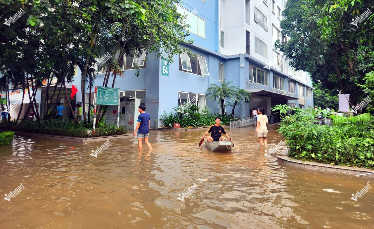 hanoi flood7.jpg