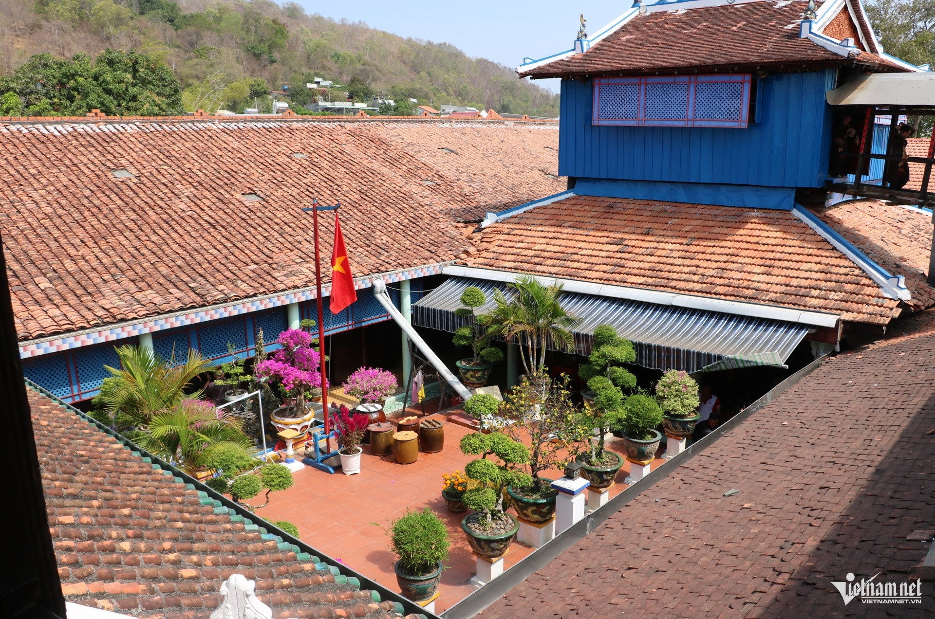 ancient house vn.jpg