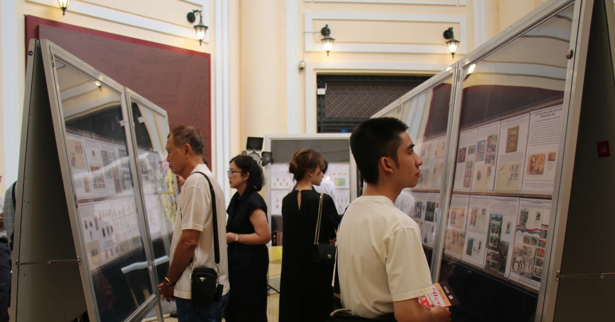 Special stamp exhibition marks Vietnam's 80th National Day
