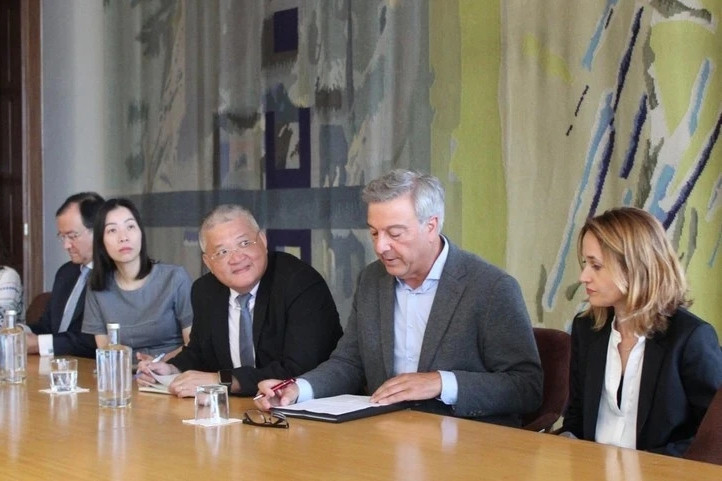 Vietnam, Portugal step up education cooperation