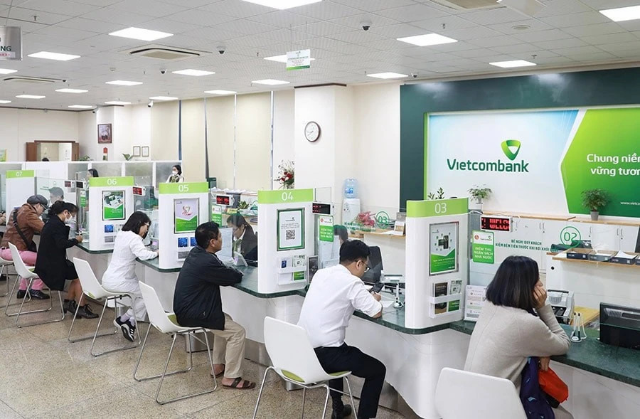 Vietnam to halve required reserve ratio for select banks