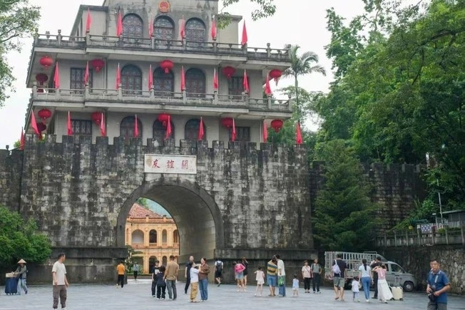 Vietnam, China diversify cross-border tourism products