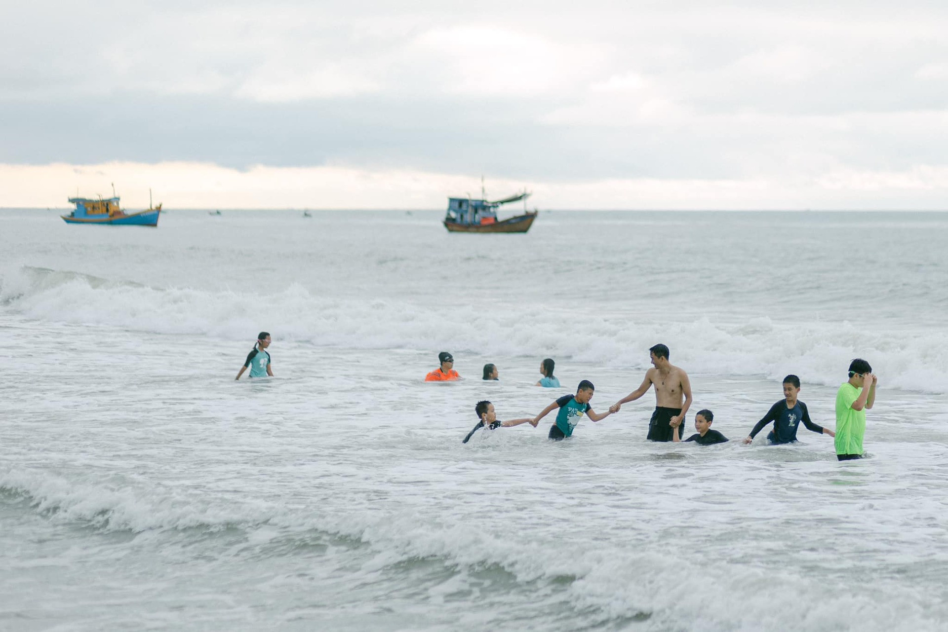 fishing village vn4.jpg