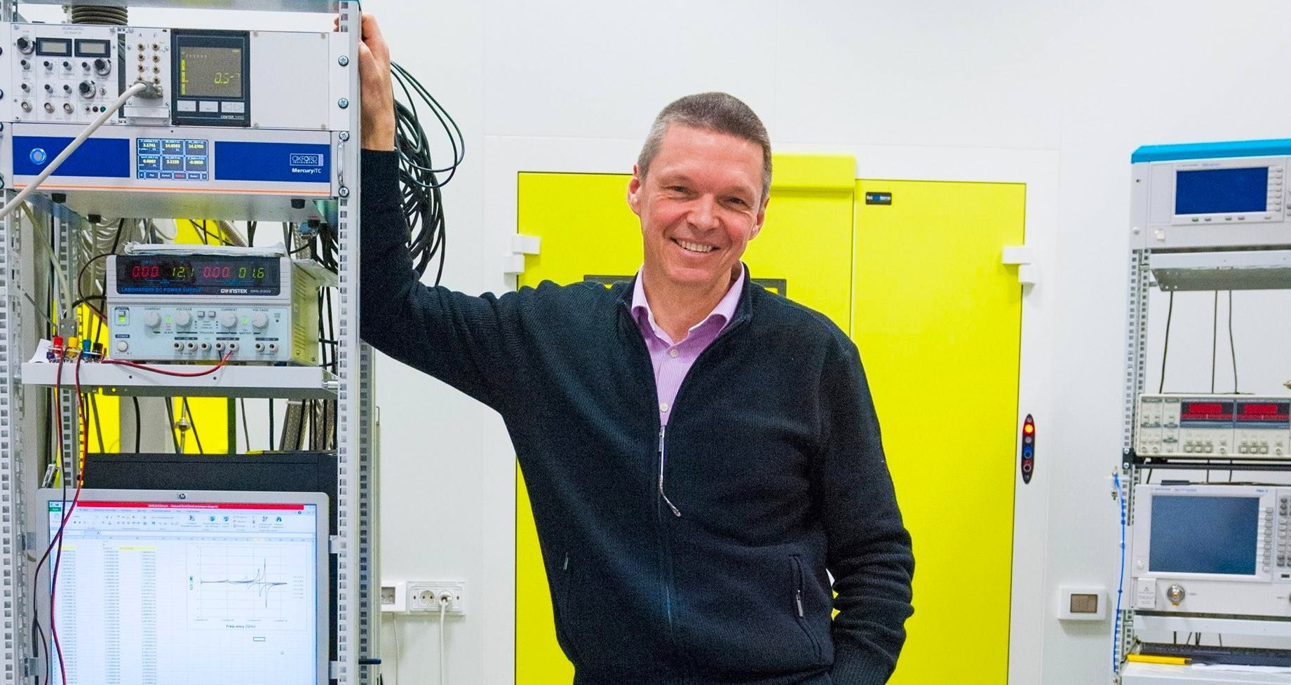 Quantum pioneer takes helm as honorary director at Vietnam institute