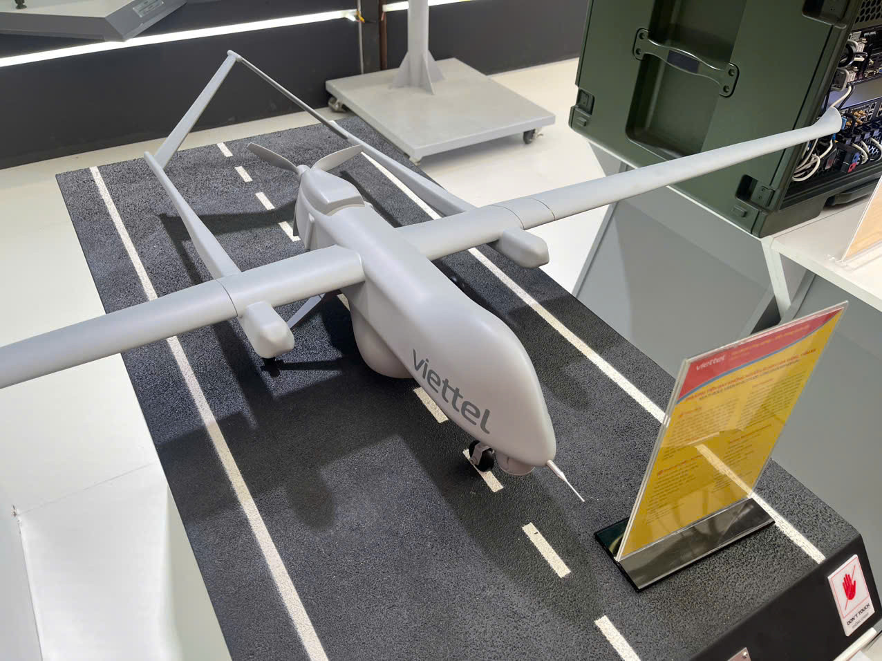 UAV chien thuat Viettal 1.jpg