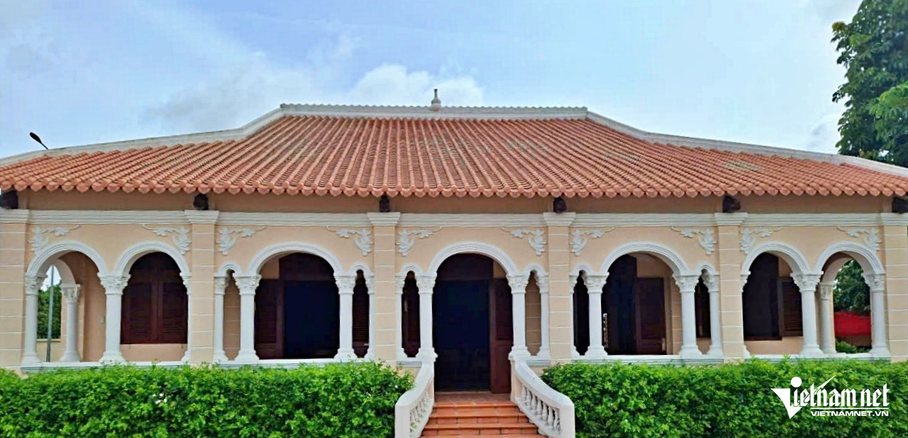 ancient house vn.jpg