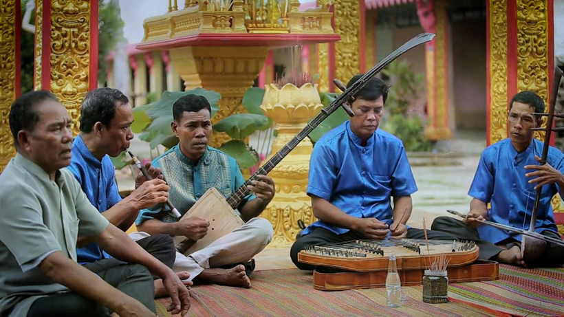 khmer people.jpg