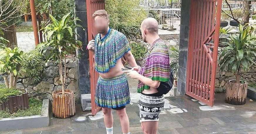 Tuyen Quang rebukes misuse of ethnic costumes by foreign tourists