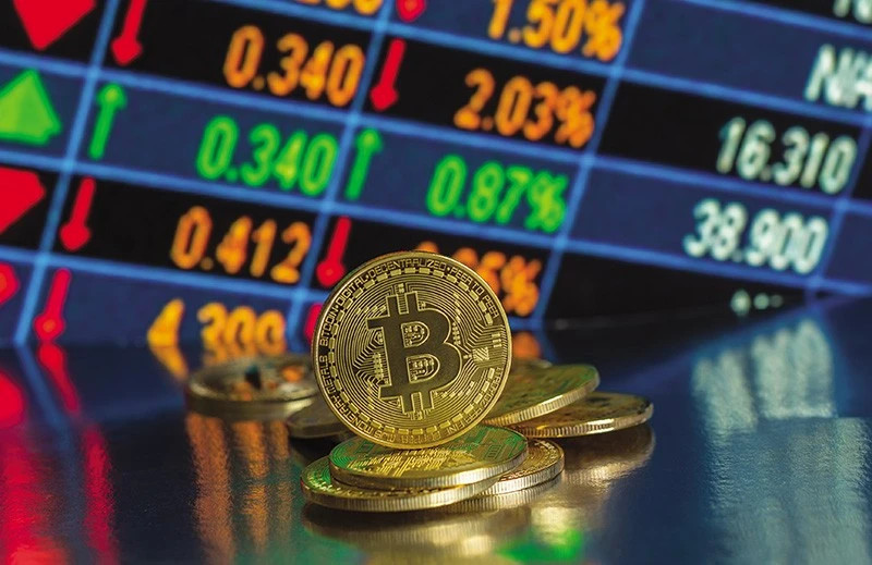 Domestic, international players eye Vietnam’s pilot digital asset market