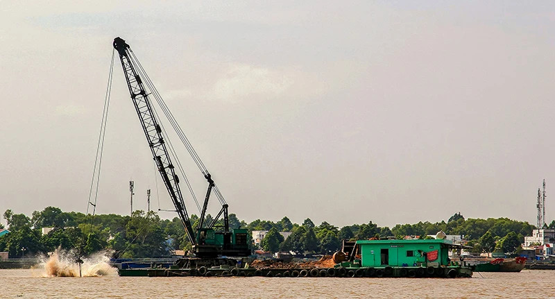 Mekong Delta faces critical erosion crisis