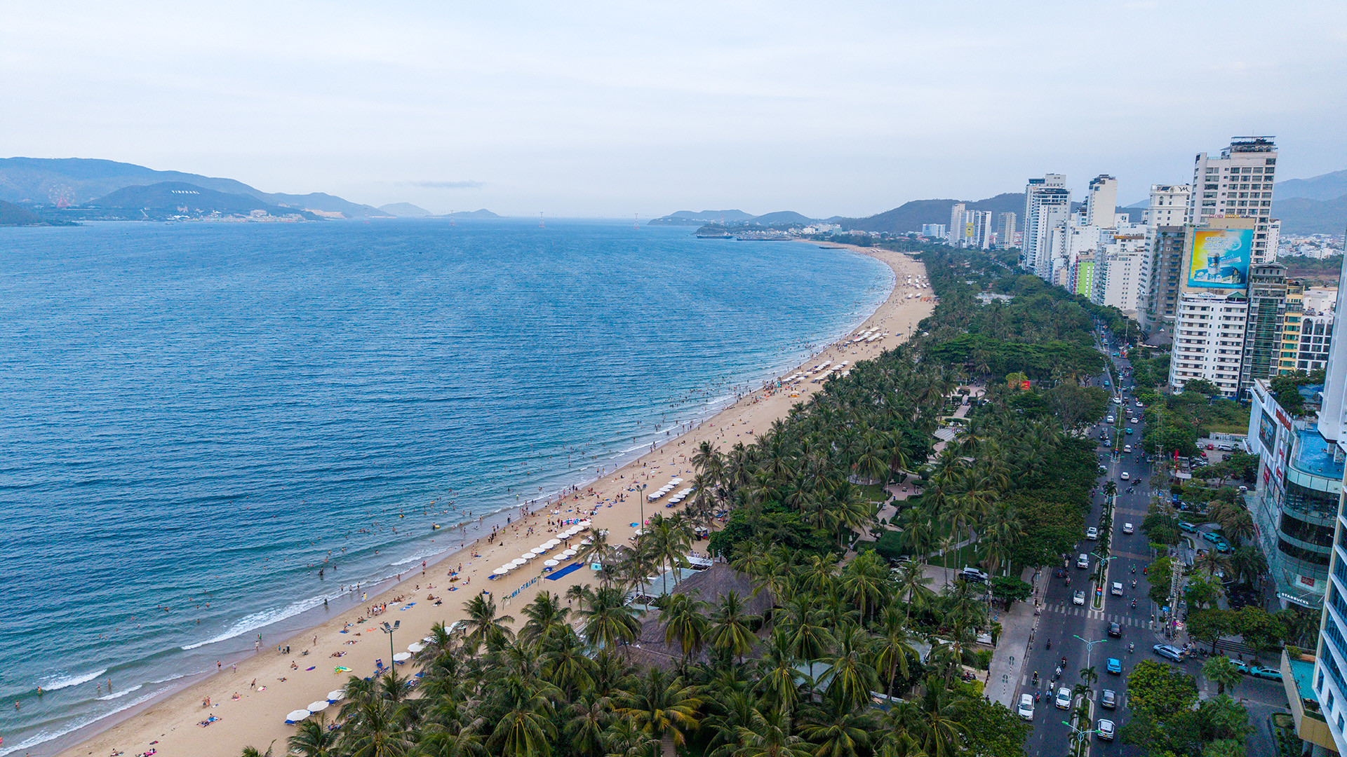 Nha Trang beach reopens to public after resort removal